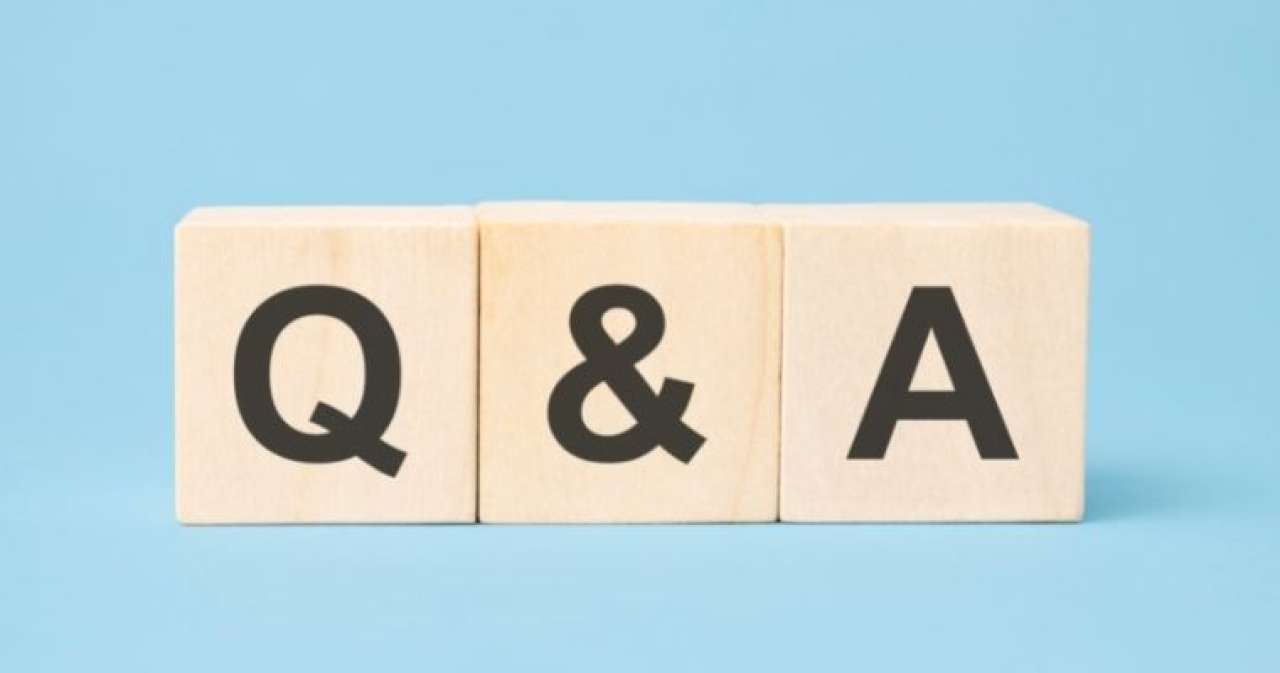 週一のアルバイトに「よくある質問」